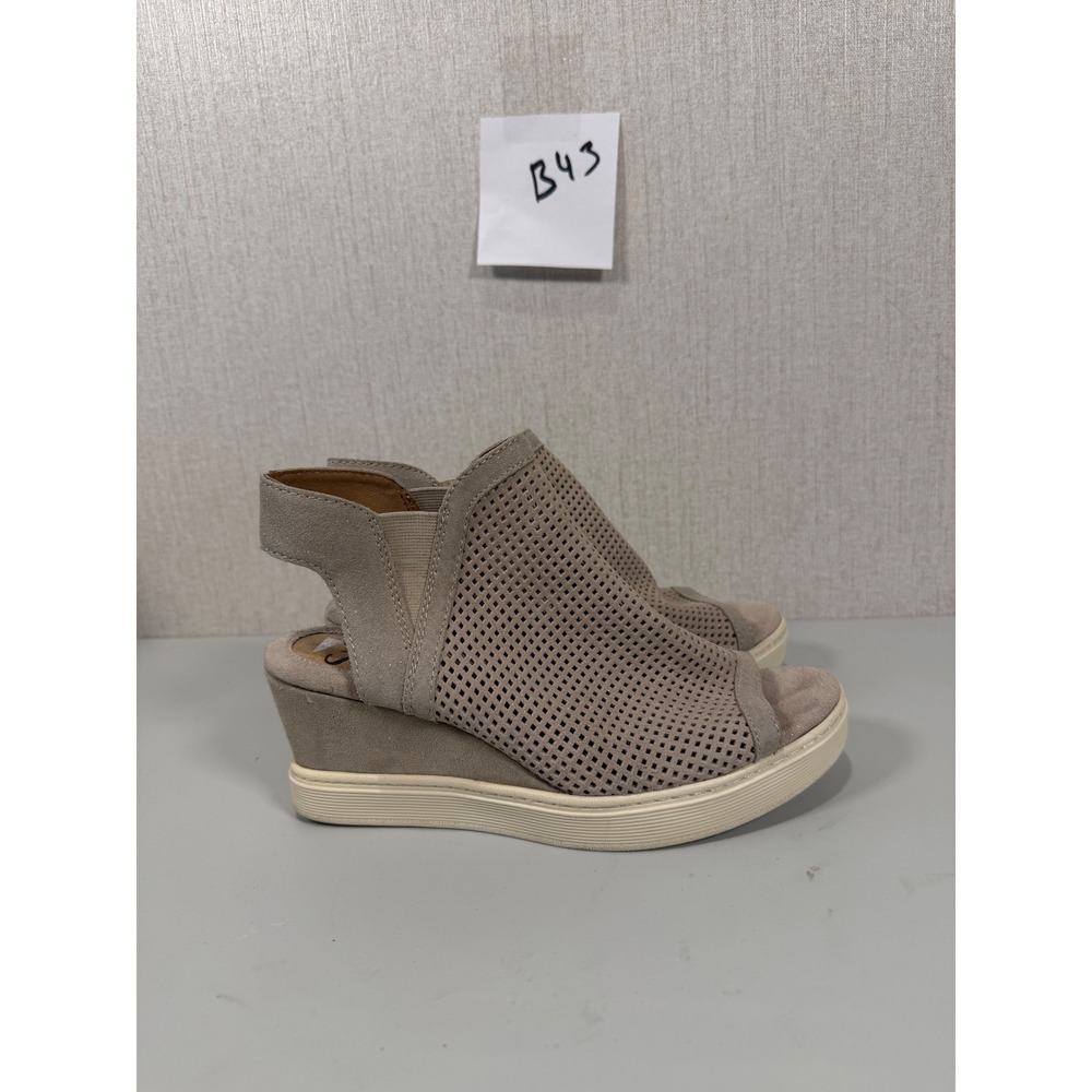 Sofft Sandals Womens 7.5M Basima Perforated Wedge Slingback SF0026998